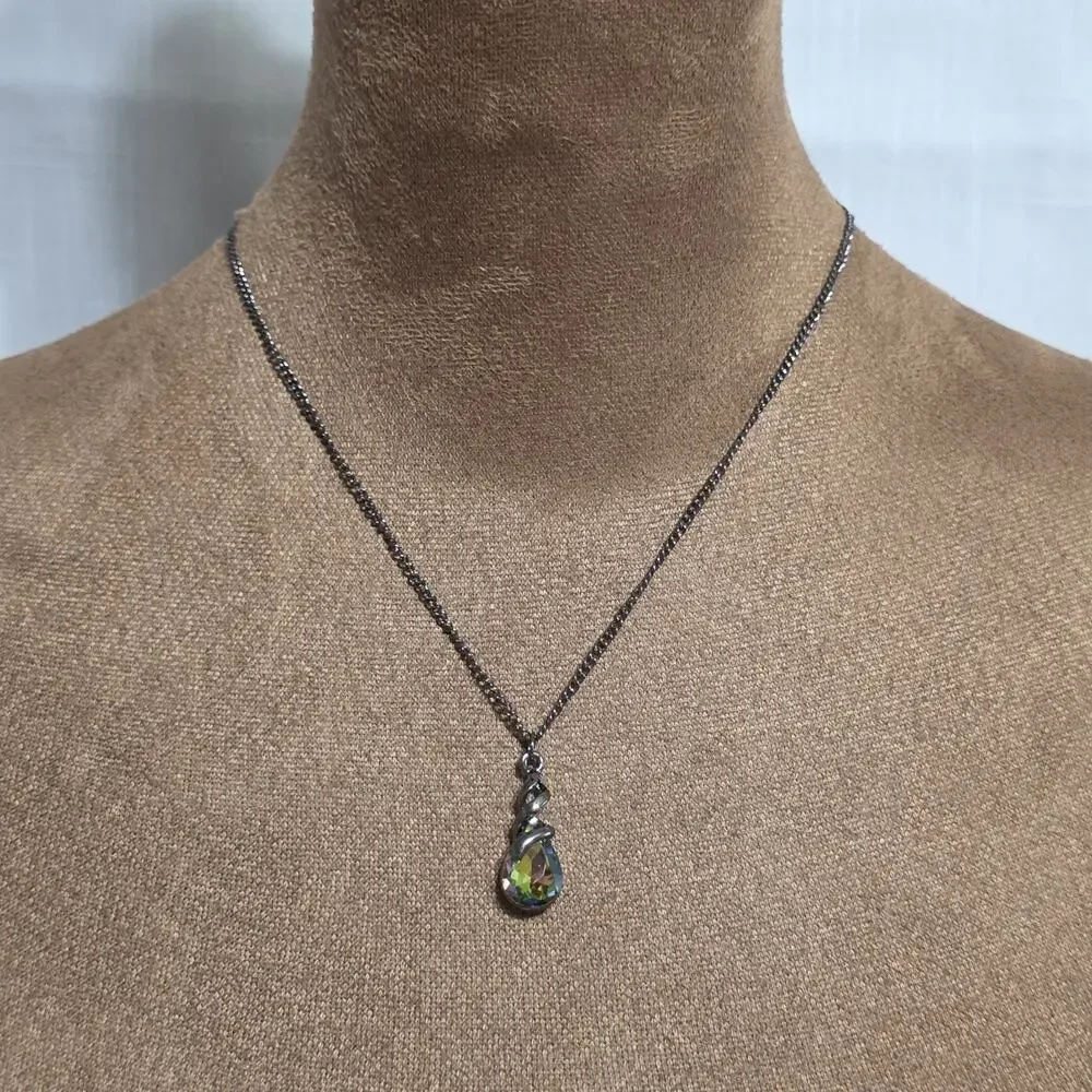 Silver Tone Layered Hammered Circle Pendant Necklace & Matching Dangle Earrings